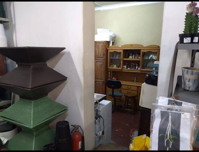 894M² BUSINESS FOR SALE IN BLUFF